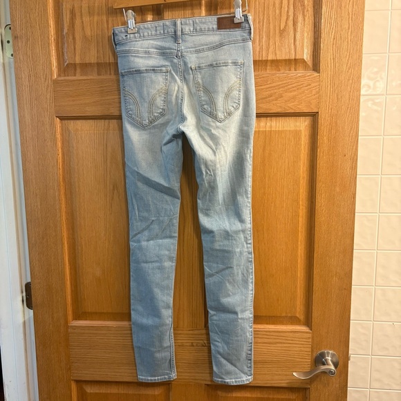 Hollister Jeans Women's Size 3R 26X30 High Rise Super Skinny Stretch Light Wash - Picture 3 of 6